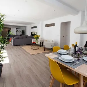  Apartment Isg Downtown Family Haven Free Parking Spot Spain